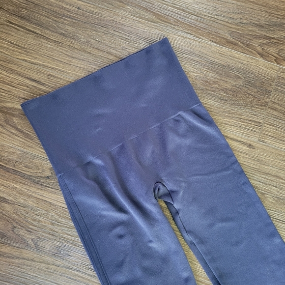 SPANX Look At Me Now Seamless Leggings Women's M Blue Ribbed Waist Shaping - Picture 8 of 9